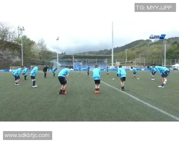 发掘足球场上的低调英雄 揭秘那些被忽视的隐藏球星 发掘足球场上的低调英雄 揭秘那些被忽视的隐藏球星