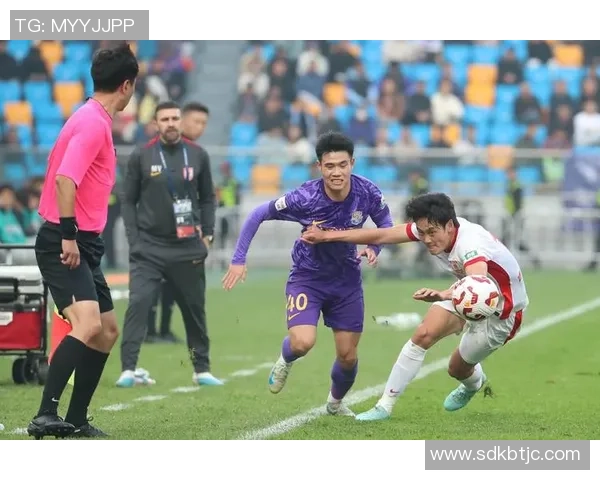 足球巨星场上乌龙与花式搞笑瞬间全程高能笑到停不下来