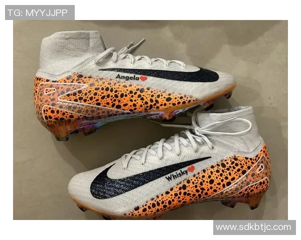 亚瑟士足球鞋助力球星表现无敌突破 运动鞋与实力结合的完美典范