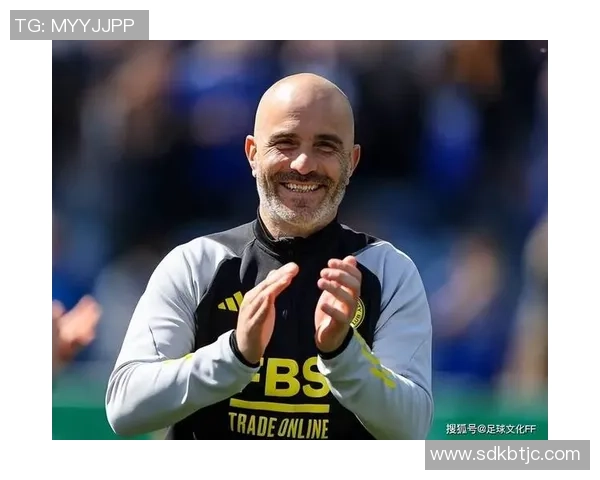 各大足球球星的绝技与个人特色解析及其背后训练秘诀 各大足球球星的绝技与个人特色解析及其背后训练秘诀