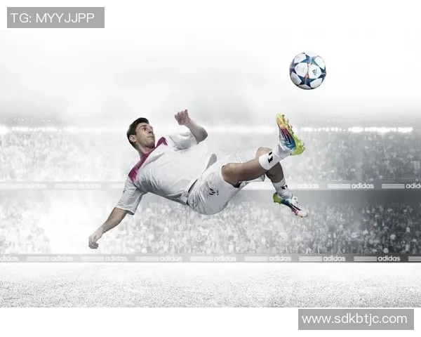 灰色头发足球明星的独特魅力与职业生涯回顾