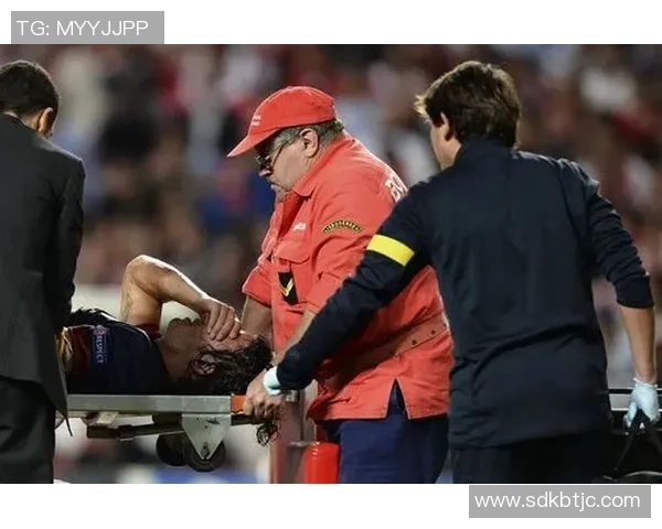 铁血队魂拉莫斯的辉煌征程与永不妥协的绿茵精神